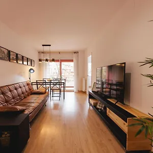 bravissimo-pont-de-la-princesa-comfortable-3-bedroom-apartment.catalonia-hotels.com/
