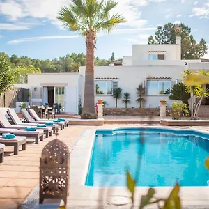 Villa Petrus, Con Piscina Y Wifi Gratis