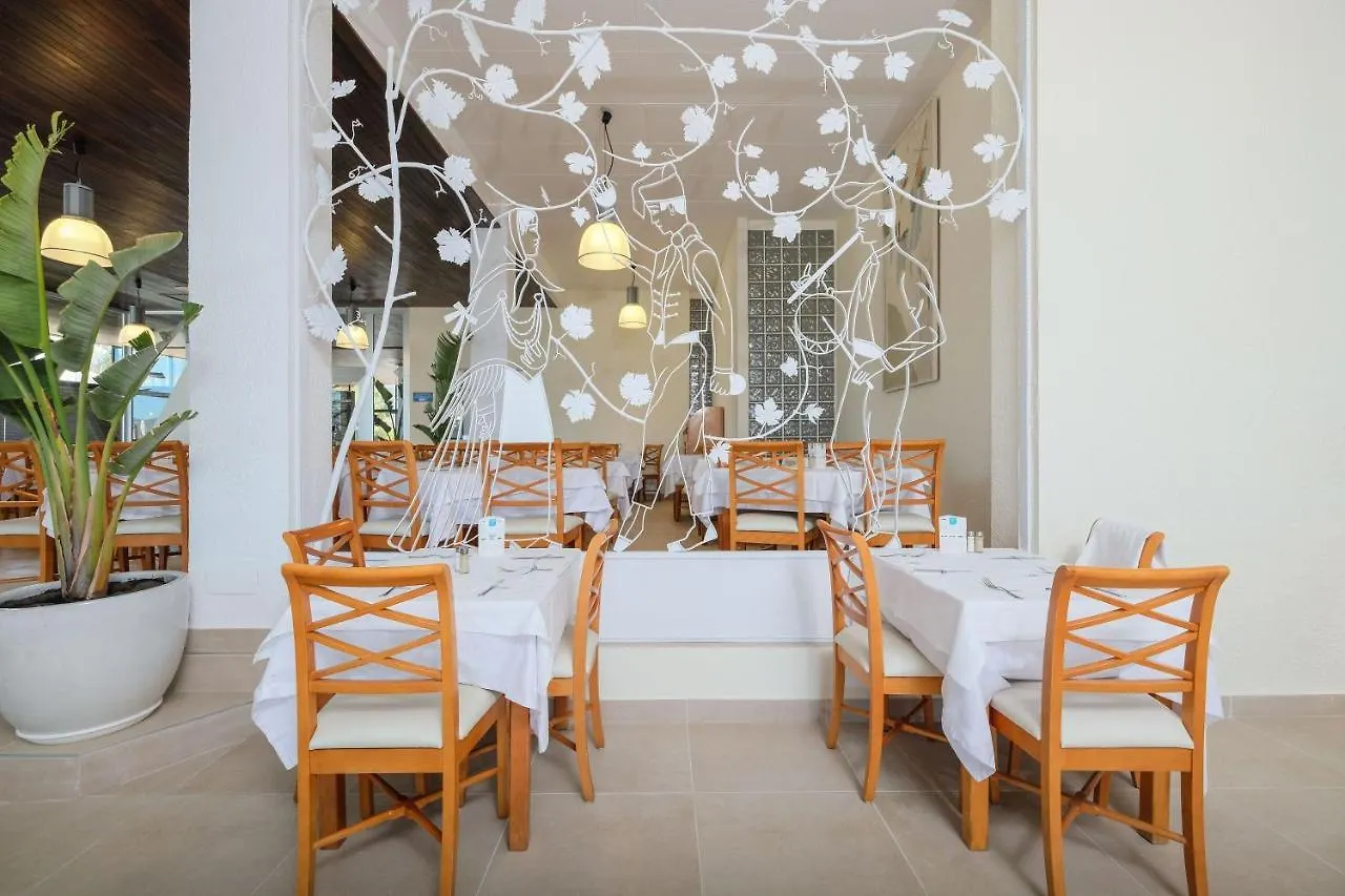 Hotel Azuline Hoteles Mar Amantis & II San Antonio